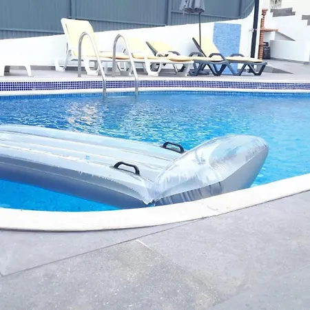 Marina Pool Villa Albufeira